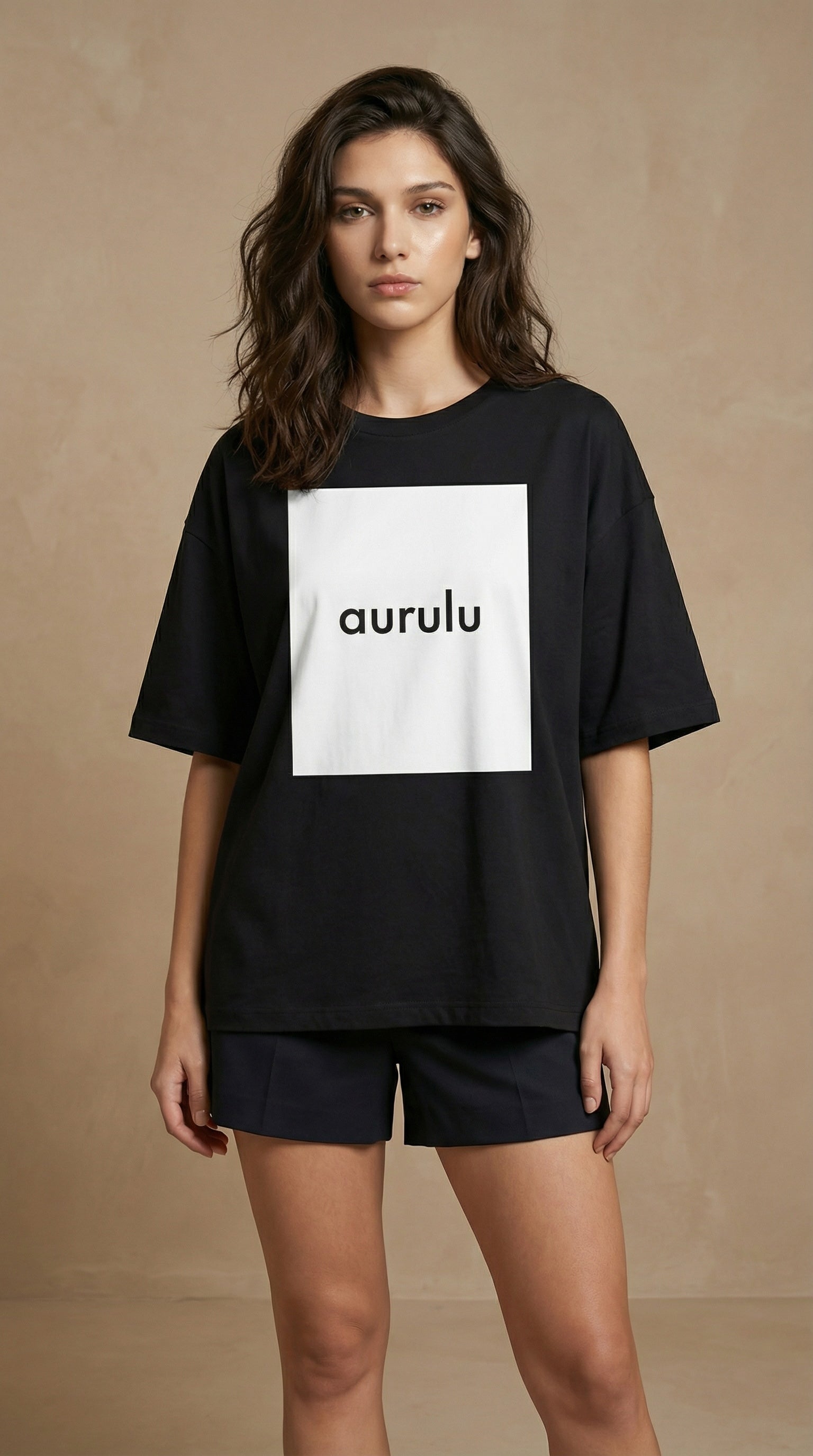Aurulu women's oversized print T-shirt made from comfortable material, featuring a relaxed fit and stylish design.