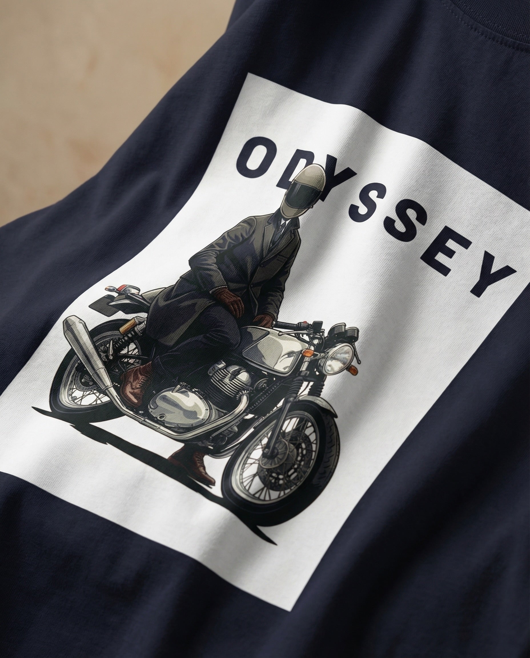 Aurulu ODYSSEY oversized men's T-shirt with bold print, made from comfortable material, displayed on a plain background.