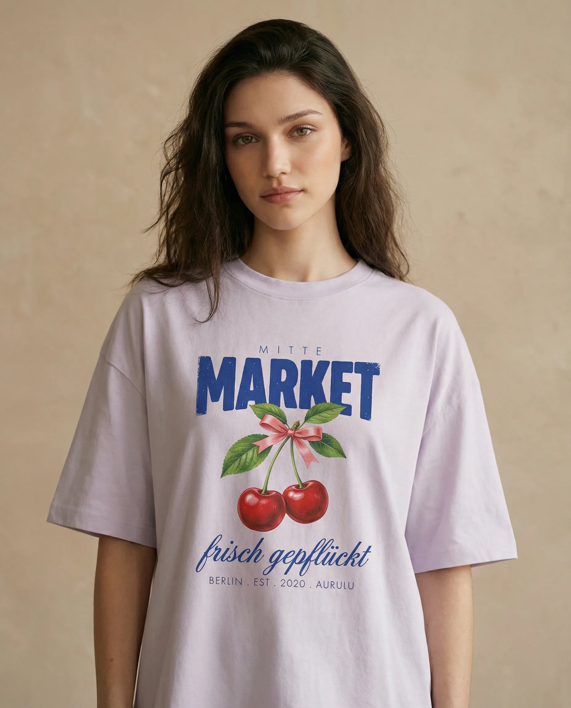 Aurulu Mitte Market women's oversized tee with colorful print, casual fit, and soft fabric, perfect for everyday wear.