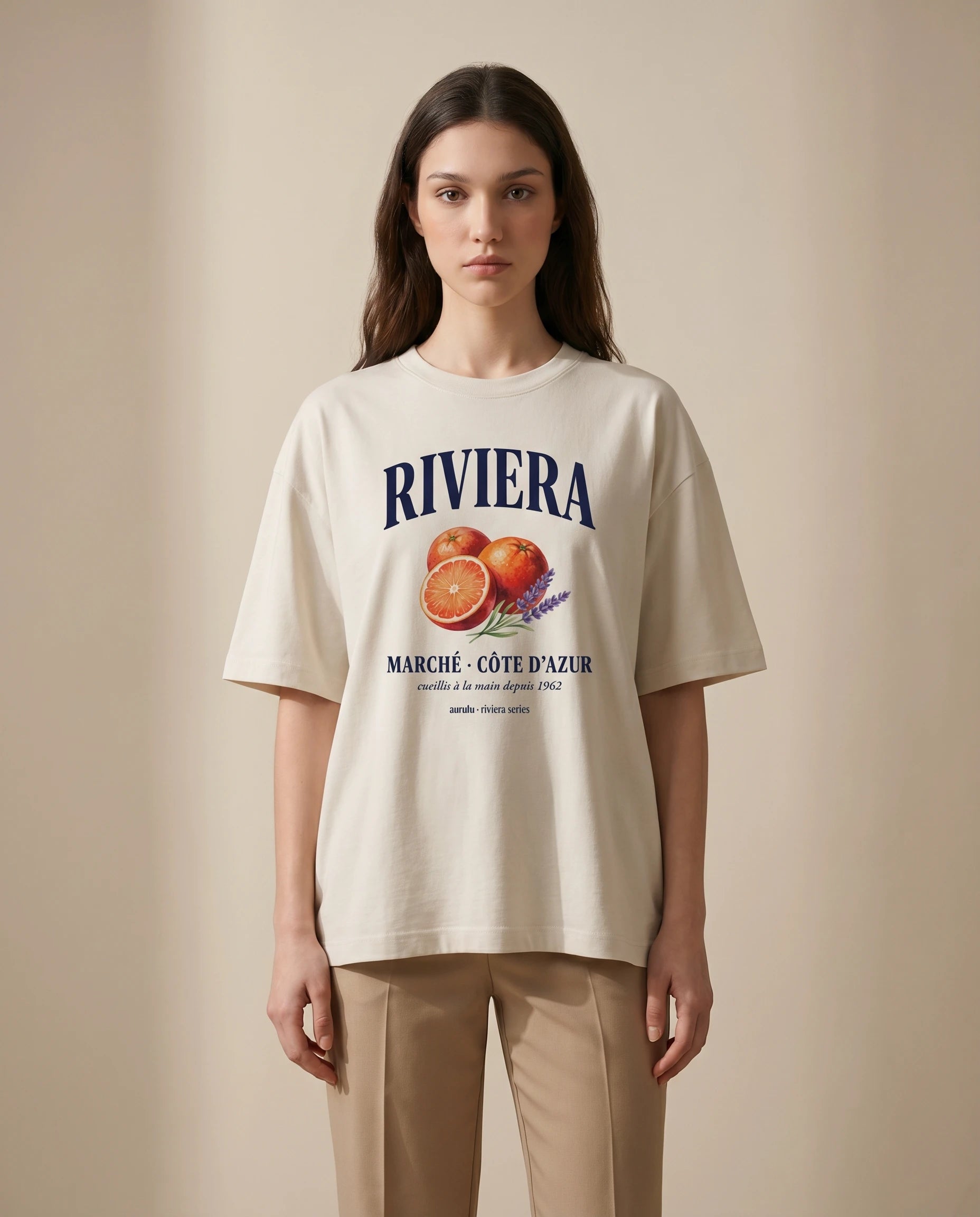 Aurulu Riviera Marché women's oversized T-shirt with colorful print design on soft fabric.
