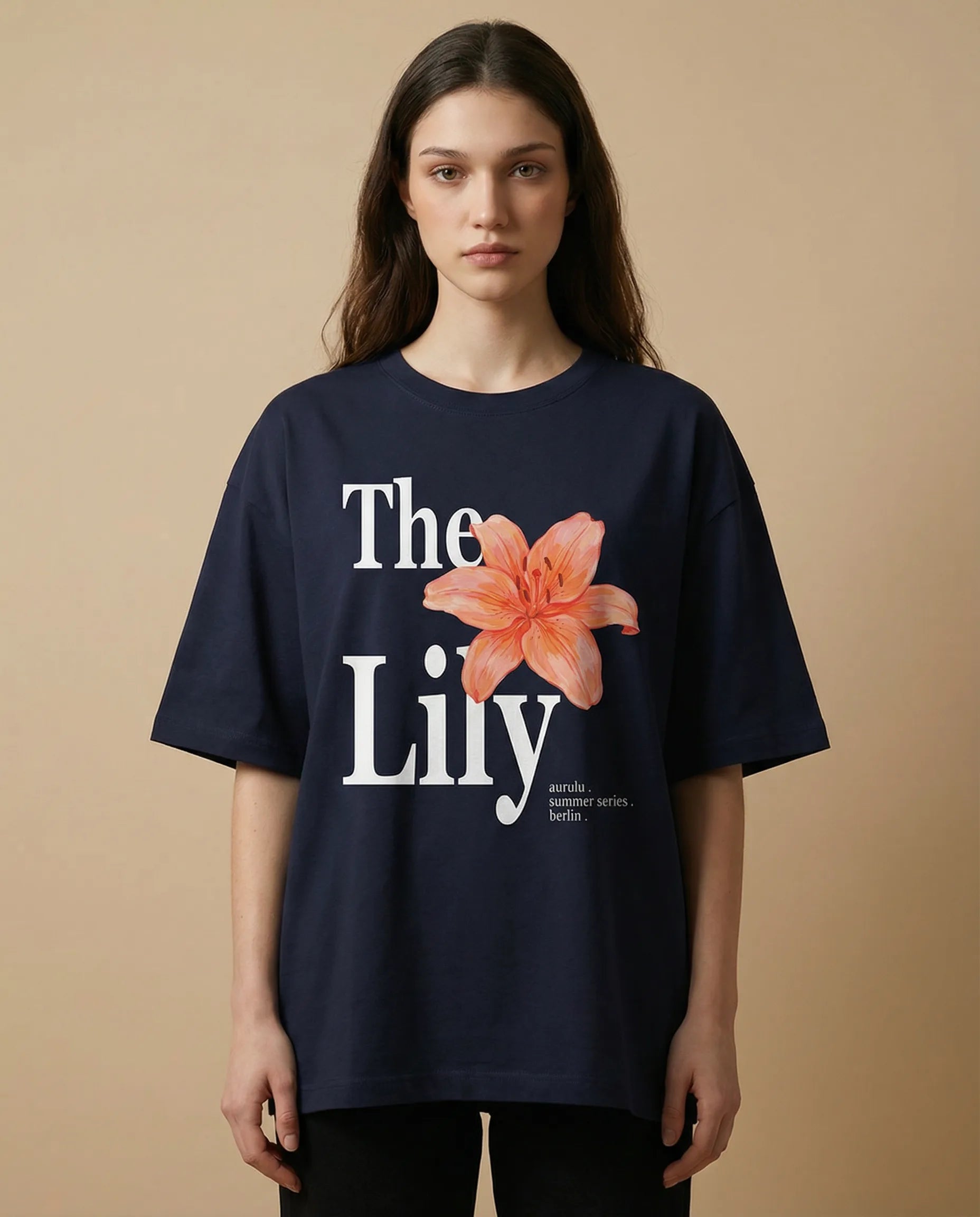 Aurulu The Lily women's oversized print tee featuring a relaxed fit and stylish design, made from comfortable fabric.