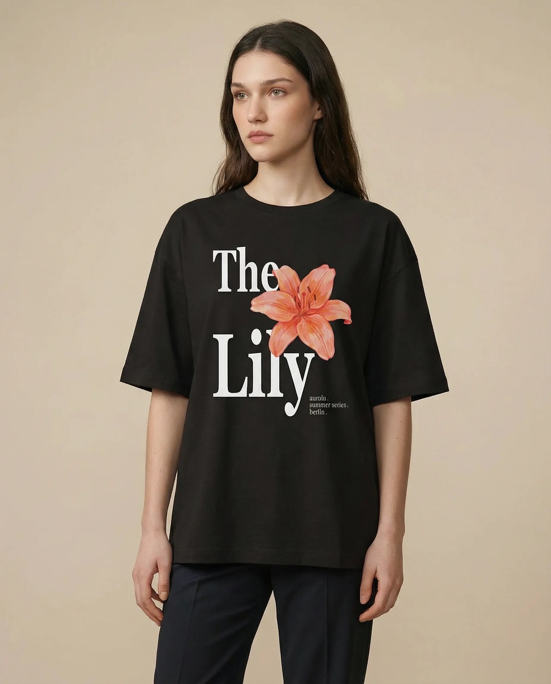 Print material oversized women's tee from aurulu featuring a floral lily design, casual fit, and soft fabric for comfortable wear.